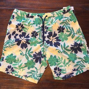 Men's NWT Gap Green Floral Trunks Size L